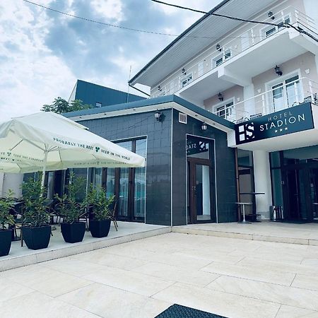Hotel Stadion ออราแด ภายนอก รูปภาพ